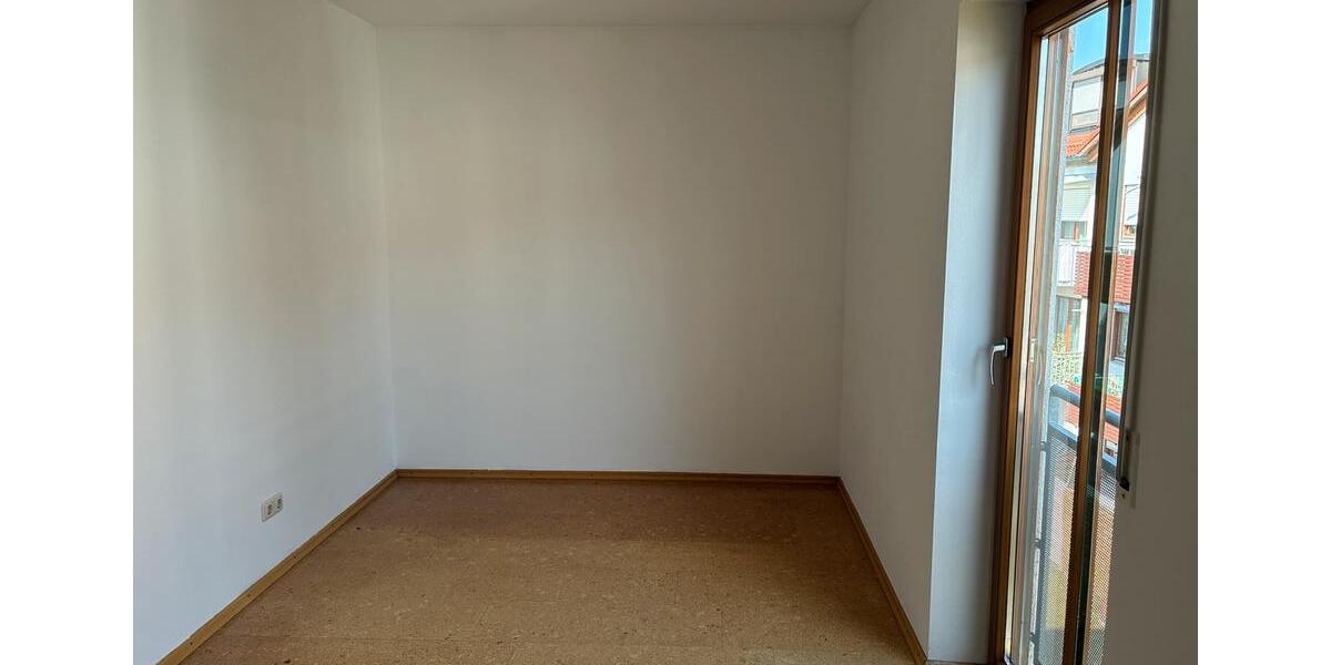 Etagenwohnung Traunreut Irsing - 3 Zimmer, 85 m&sup2;, 1.150&euro; | Angebot:25844468