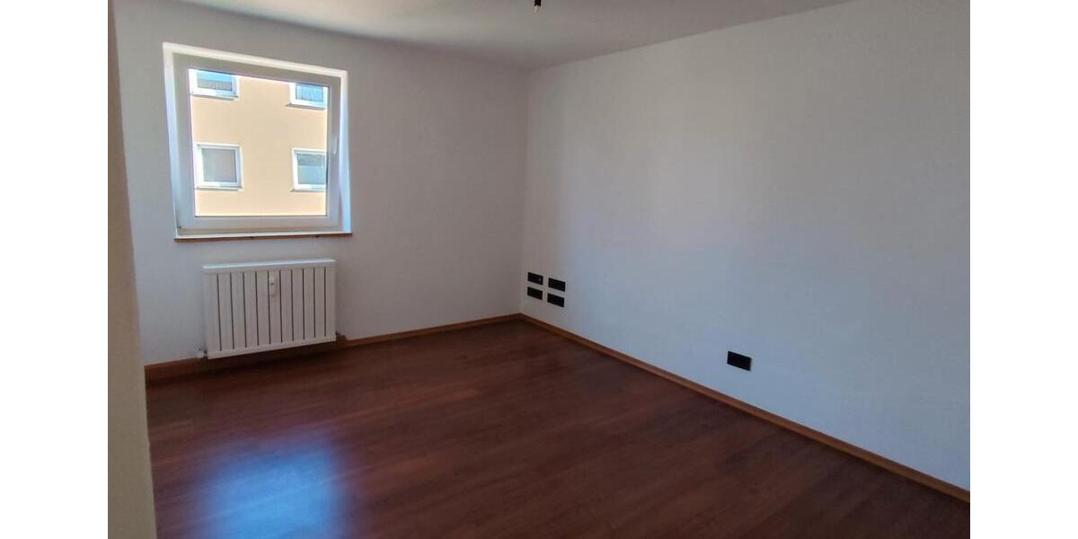 Etagenwohnung Traunreut Irsing - 3 Zimmer, 71 m&sup2;, 225.000&euro; | Angebot:26520329
