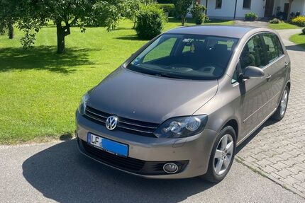 VW Golf Plus 113.500 km 5.250 &euro; Laufen 83410