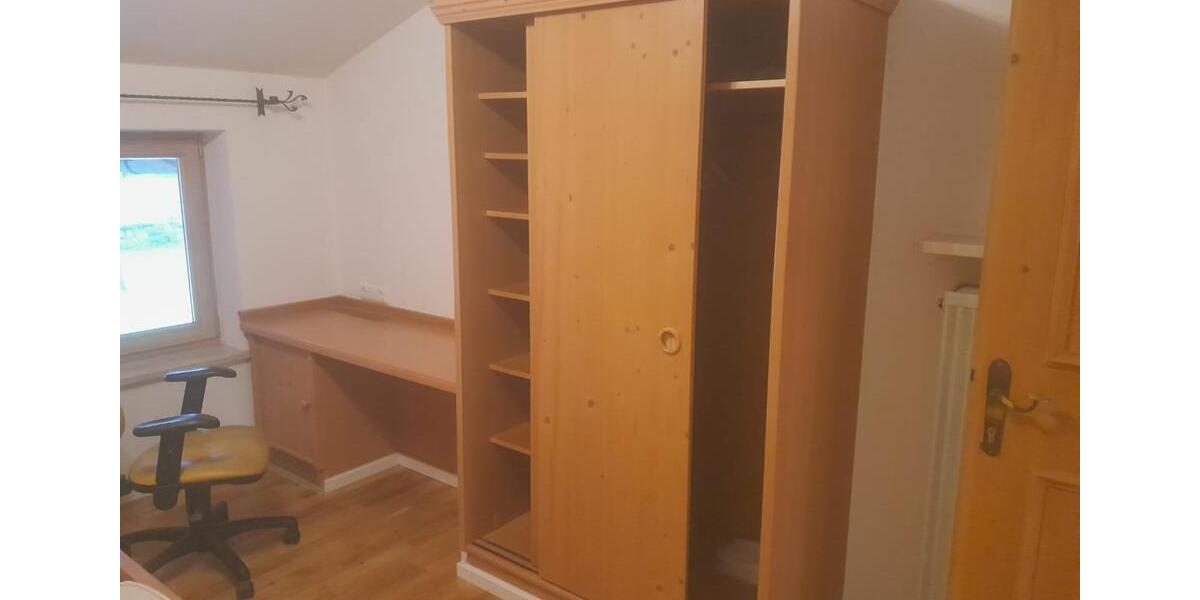 Etagenwohnung Bergen - 2 Zimmer, 50 m&sup2;, 500&euro; | Angebot:25860455