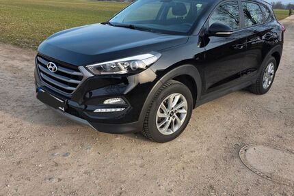 Hyundai TUCSON 80.000 km 13.950 &euro; Petting 83367