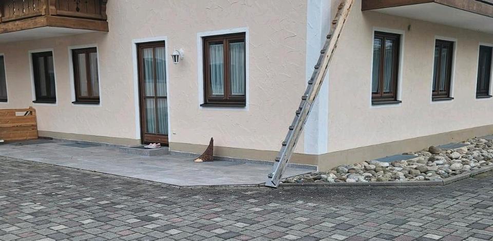 Erdgeschoßwohnung Traunreut Irsing - 5 Zimmer, 150 m&sup2;, 1.550&euro; | Angebot:25711930