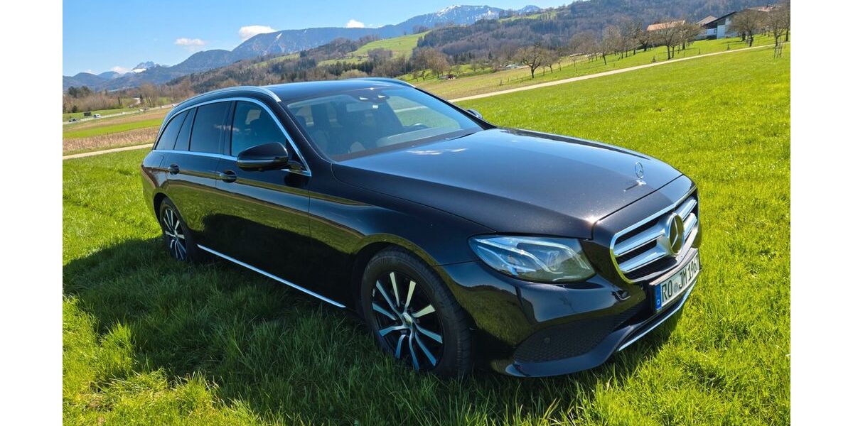 Mercedes-Benz E 220 234.000 km 20.900 &euro; Übersee 83236