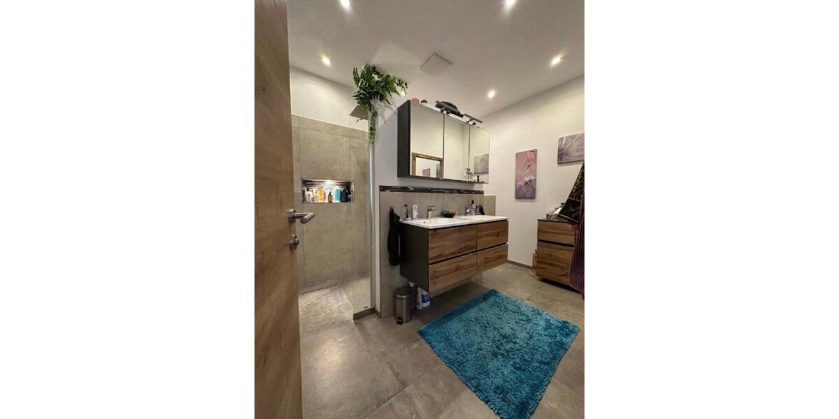 Einfamilienhaus Laufen - 7 Zimmer, 240 m&sup2;, 890.000&euro; | Angebot:27109727