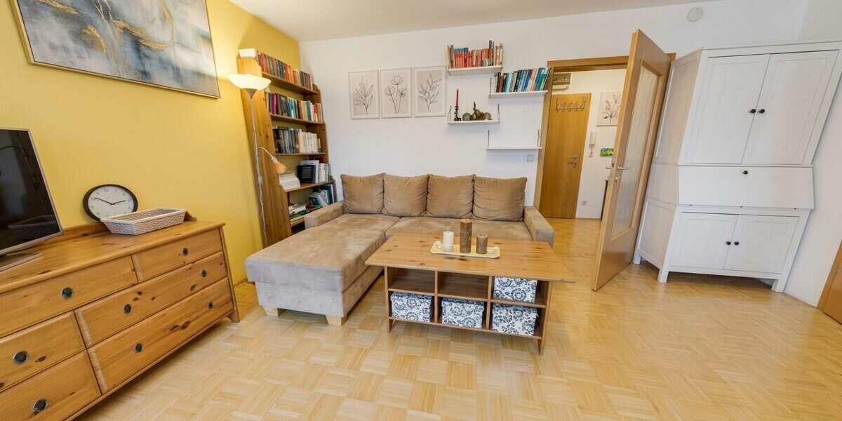 Vermietete 2-Zimmer-Wohnung mit 2 Balkonen & Tiefgarage in zentraler Lage in Freilassing - Etagenwohnung Freilassing Freilassing | Angebot:27453359