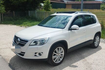 VW Tiguan 199.500 km 8.900 &euro; Tittmoning 84529