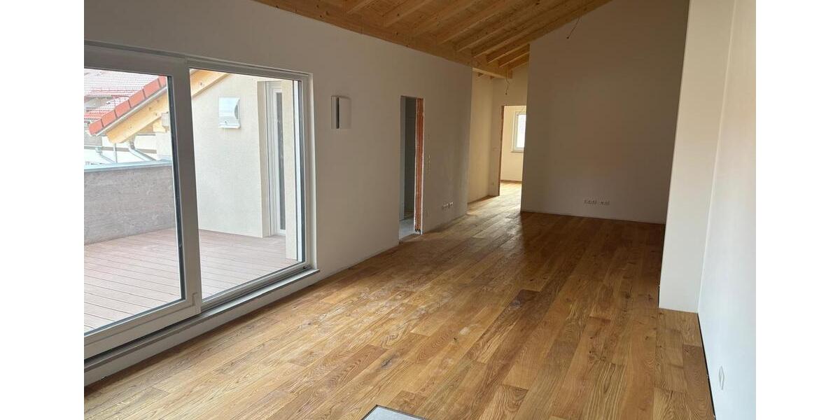 Dachgeschoßwohnung Feichten an der Alz - 4 Zimmer, 106 m&sup2;, 1.387&euro; | Angebot:24215253