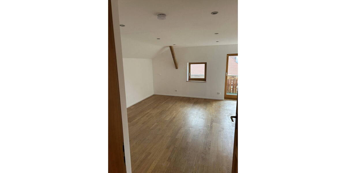 Mehrfamilienhaus, Wohnhaus Bad Endorf Hemhof - 5 Zimmer, 157 m&sup2;, 1.550&euro; | Angebot:26794399