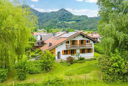 Haus Marquartstein - 6 Zimmer, 213 m&sup2;, 1.580.000&euro; | Angebot:26739776