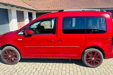 VW Caddy 77.323 km 23.500 &euro; Trostberg 83308