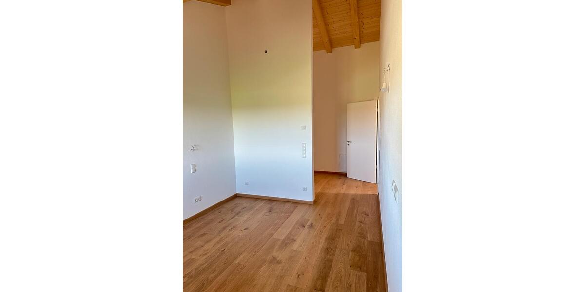 Etagenwohnung Halfing - 3 Zimmer, 86 m&sup2;, 1.150&euro; | Angebot:27621848