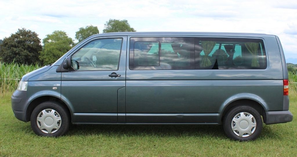 VW T5 Caravelle 270.000 km 9.900 &euro; Trostberg 83308