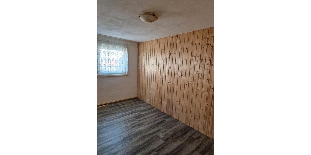 Dachgeschoßwohnung Obing - 4 Zimmer, 95 m&sup2;, 950&euro; | Angebot:25841132