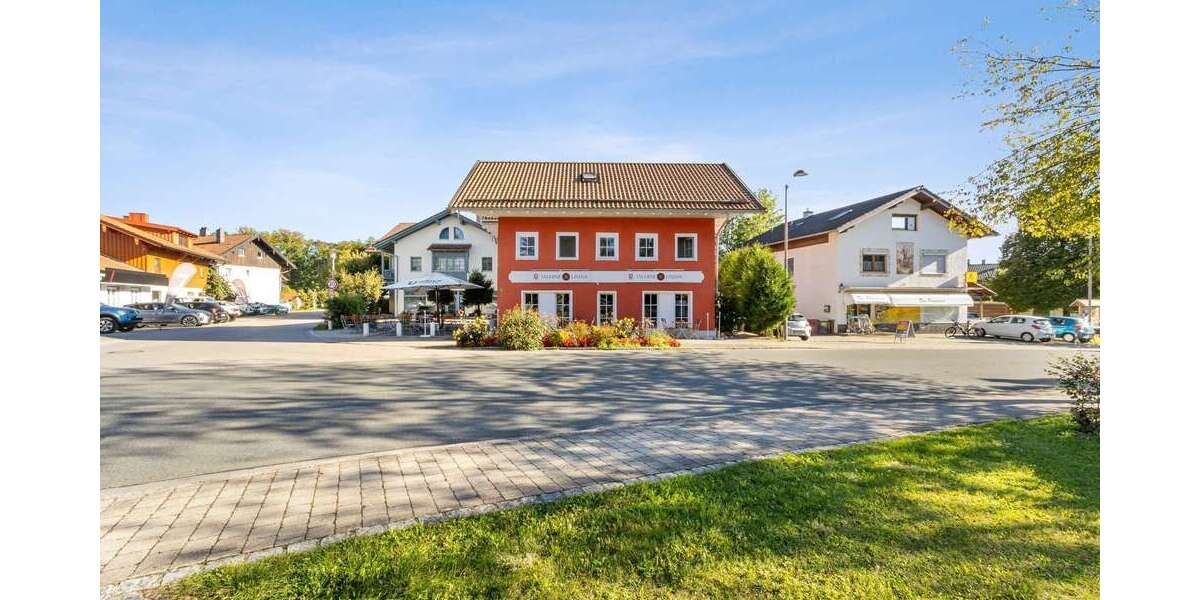 Seltene Chance in Seenähe | Gaststätte inkl. Wohnungen im Ortszentrum - Mehrfamilienhaus, Wohnhaus Übersee | Angebot:25927885