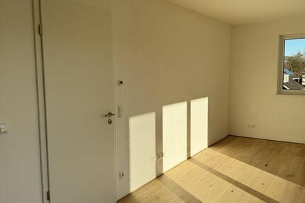 Wohnung Freilassing - 2 Zimmer, 60 m&sup2;, 1.275&euro; | Angebot:26534451