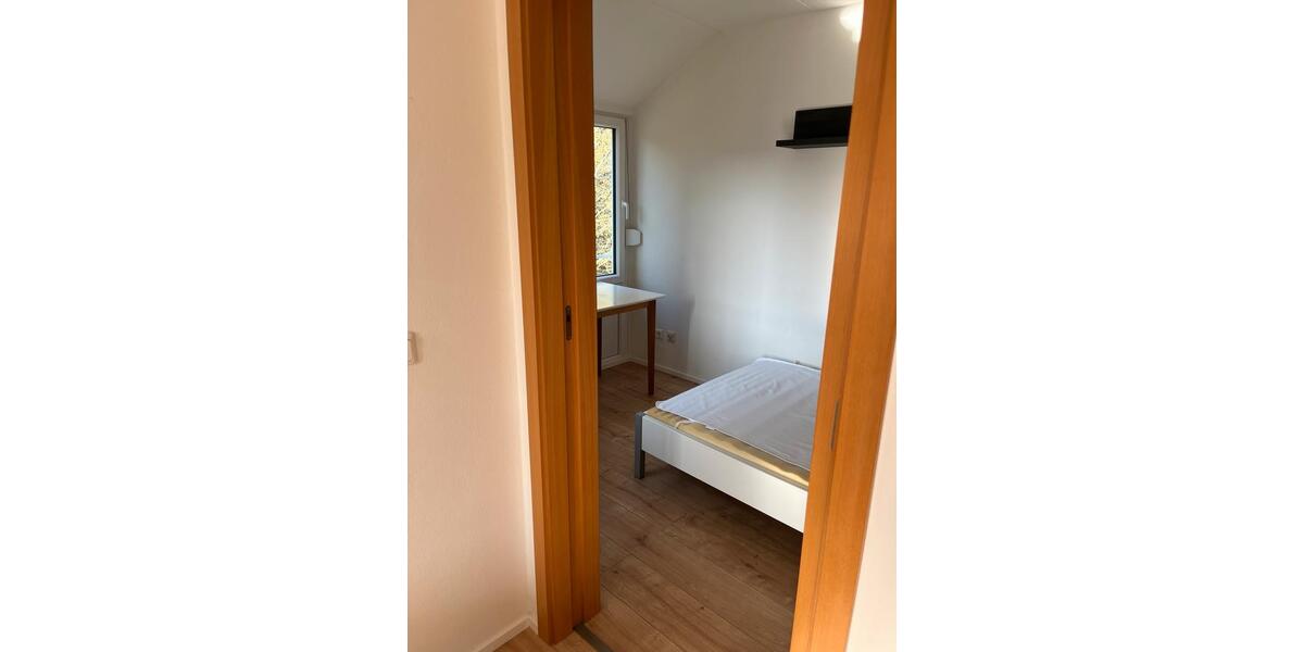 Etagenwohnung Traunreut Irsing - 1.5 Zimmer, 42 m&sup2;, 750&euro; | Angebot:26049408