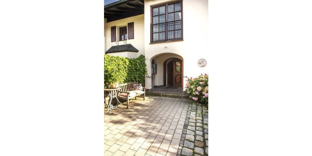 Etagenwohnung Pittenhart - 5 Zimmer, 230 m&sup2;, 795.000&euro; | Angebot:26451904