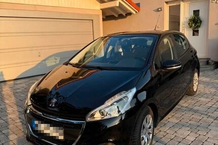 Peugeot 208 68.700 km 6.400 &euro; Ainring 83404