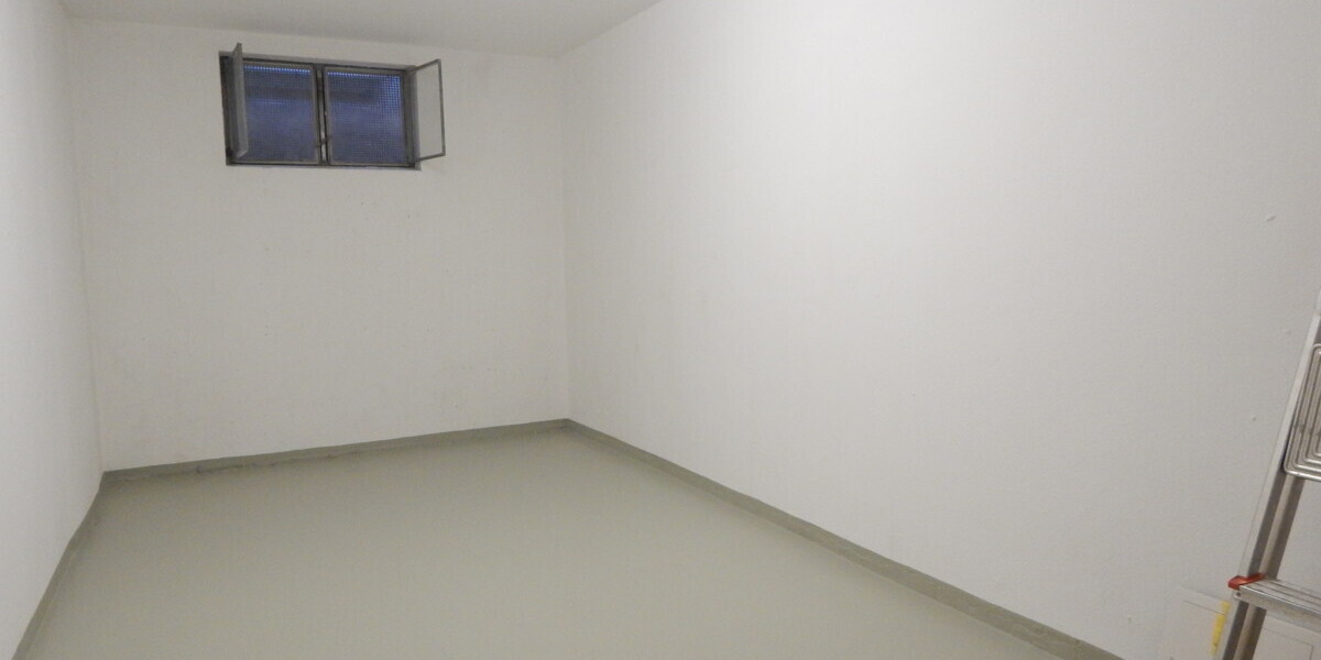 2-Zimmer-Wohnung in Freilassing mit Balkon & Holzofen – gepflegt und vermietet - Erdgeschoßwohnung Freilassing Untereichet | Angebot:27453354
