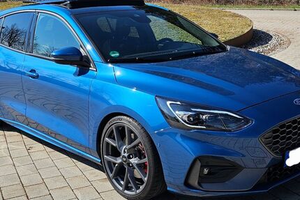 Ford Focus 19.100 km 24.999 &euro; Traunwalchen / Oderberg 83374