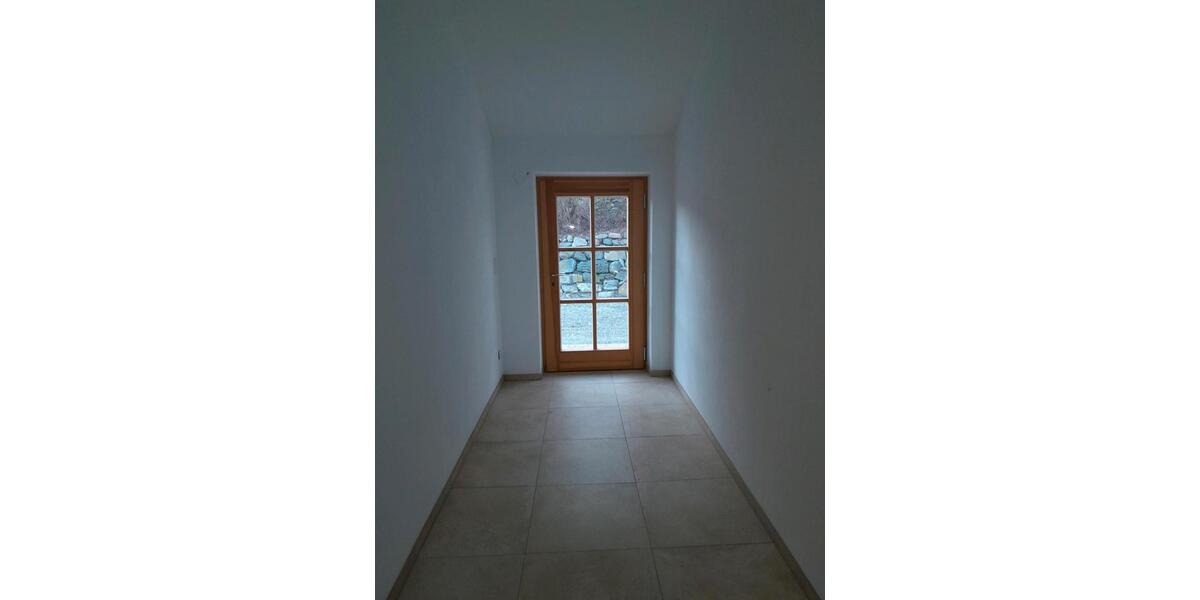 Erdgeschoßwohnung Schnaitsee - 4 Zimmer, 100 m&sup2;, 1.300&euro; | Angebot:25553059