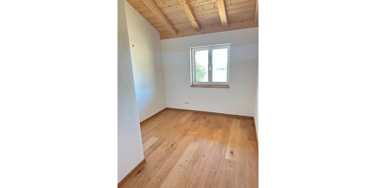 Etagenwohnung Halfing - 3 Zimmer, 86 m&sup2;, 1.150&euro; | Angebot:27621848