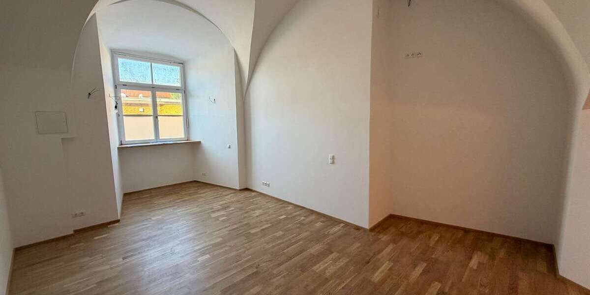 Etagenwohnung Laufen - 2 Zimmer, 51 m&sup2;, 610&euro; | Angebot:27014640