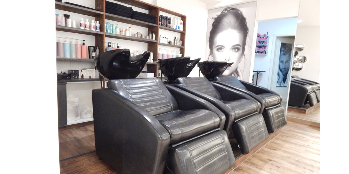 Ablösefreier, klimatisierter Friseursalon in 83395 Freilassing – voll ausgestattet, sofort bezugsfertig! - Gewerbeobjekt Freilassing Freilassing | Angebot:23021567