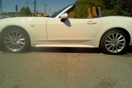 Fiat 124 Spider 12.000 km 19.800 &euro; Teisendorf 83317