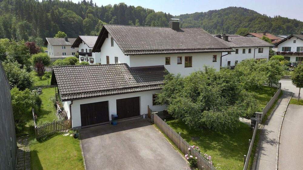 Mehrfamilienhaus, Wohnhaus Teisendorf Oberteisendorf - 8 Zimmer, 209 m&sup2;, 965.000&euro; | Angebot:25735536