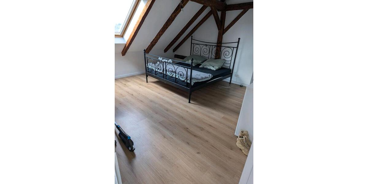 Dachgeschoßwohnung Palling - 3 Zimmer, 84 m&sup2;, 1.000&euro; | Angebot:26247658