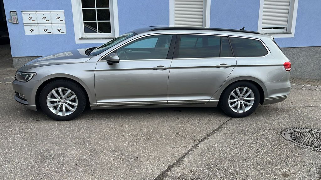 VW Passat Variant 108.000 km 14.200 &euro; Fridolfing 83413