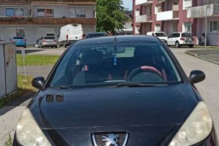 Peugeot 206 136.000 km 1.099 &euro; Waging am See 83329