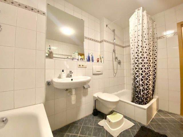 Etagenwohnung Freilassing - 3 Zimmer, 72 m&sup2;, 339.000&euro; | Angebot:26092607