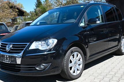 VW Touran 249.000 km 4.500 &euro; Petting /Waging am See 83367