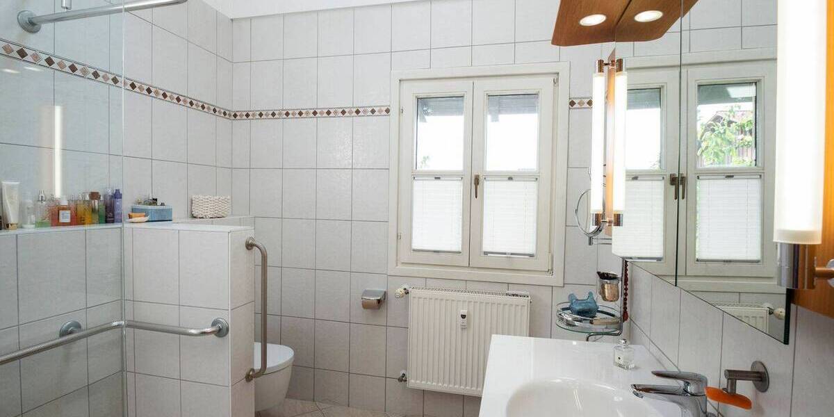 Etagenwohnung Pittenhart - 5 Zimmer, 230 m&sup2;, 795.000&euro; | Angebot:26451904