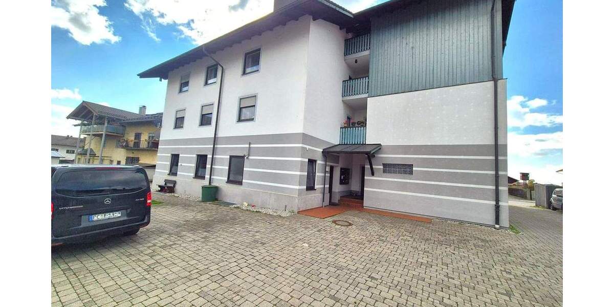 Etagenwohnung Halfing - 2 Zimmer, 52 m&sup2;, 159.000&euro; | Angebot:25671697