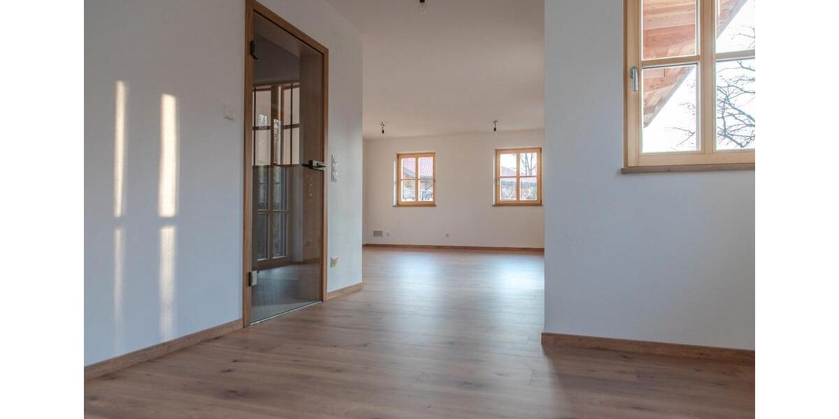 Doppelhaushälfte Marquartstein - 4 Zimmer, 120 m&sup2;, 2.170&euro; | Angebot:26026460