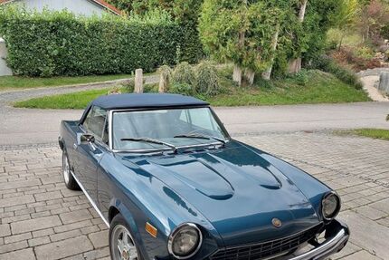 Fiat 124 Spider 136.000 km 15.750 &euro; Kirchanschöring 83417