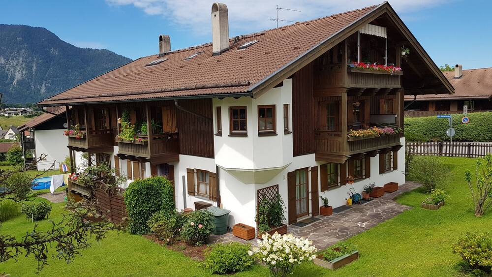 Etagenwohnung Bayerisch Gmain - 2 Zimmer, 86 m&sup2;, 275.000&euro; | Angebot:25669508