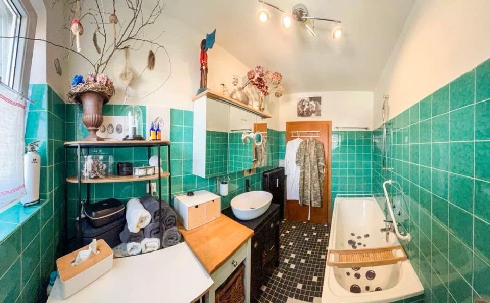 Etagenwohnung Saaldorf-Surheim Surheim - 3 Zimmer, 95 m&sup2;, 1.800&euro; | Angebot:25332250