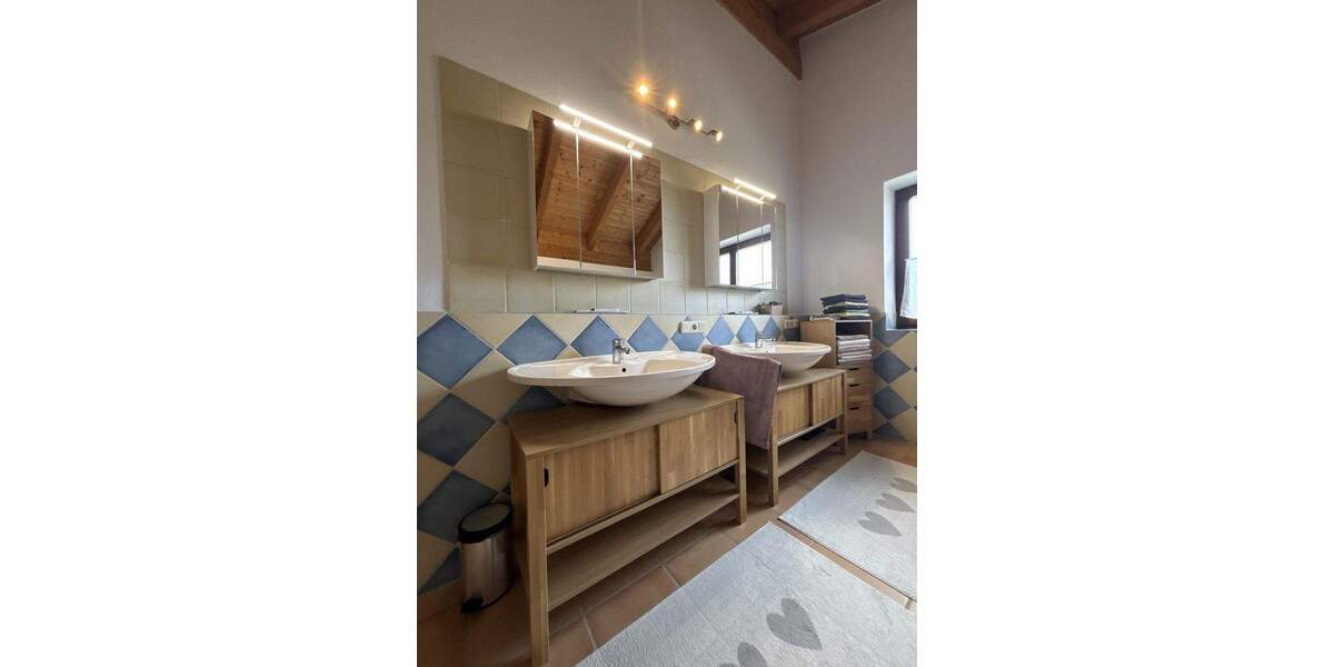 Einfamilienhaus Tittmoning Ponlach - 5 Zimmer, 232 m&sup2;, 1.160.000&euro; | Angebot:25755168