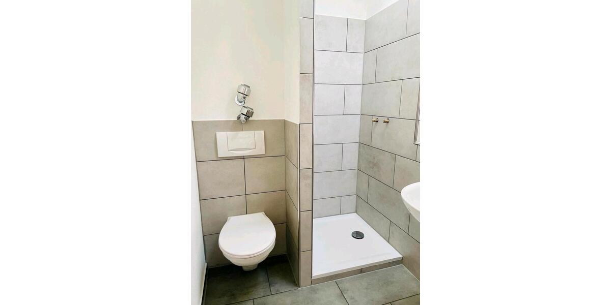 Dachgeschoßwohnung Siegsdorf - 2 Zimmer, 64 m&sup2;, 760&euro; | Angebot:27588851