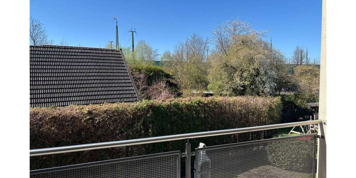 Etagenwohnung Freilassing - 3 Zimmer, 79 m&sup2;, 305.000&euro; | Angebot:26097497