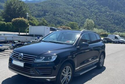 VW Touareg 202.000 km 18.300 &euro; Grassau 83224