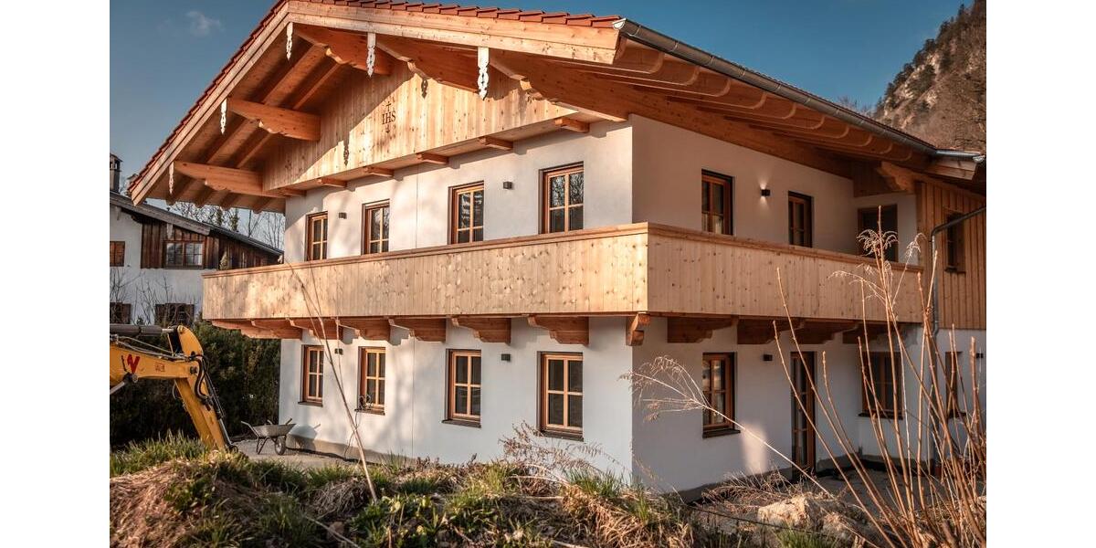 Doppelhaushälfte Marquartstein - 4 Zimmer, 120 m&sup2;, 2.170&euro; | Angebot:26026459