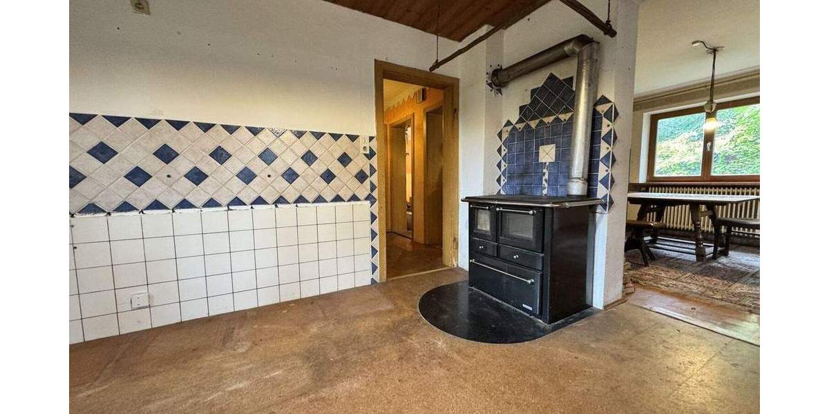 Einfamilienhaus Trostberg - 1 Zimmer, 200 m&sup2;, 495.000&euro; | Angebot:25660775