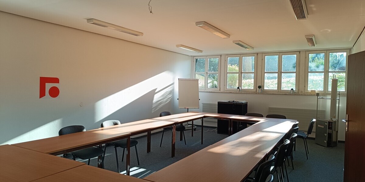 Vielseitig nutzbare Gewerbefläche in Ainring - frei ab sofort - Parkplätze vorhanden - Gewerbeobjekt Ainring Ainring | Angebot:18590026