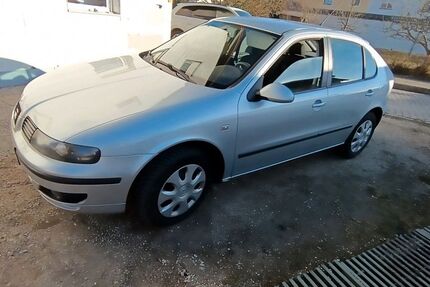 Seat Leon 221.353 km 1.250 &euro; obing 83119