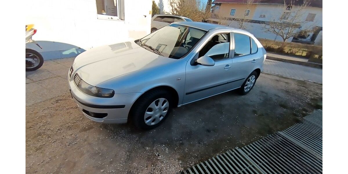 Seat Leon 221.353 km 1.250 &euro; obing 83119